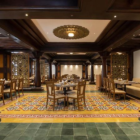 The President Hotel, Kumarapark Bengaluru Kültér fotó